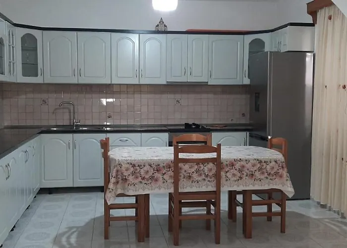 House 28